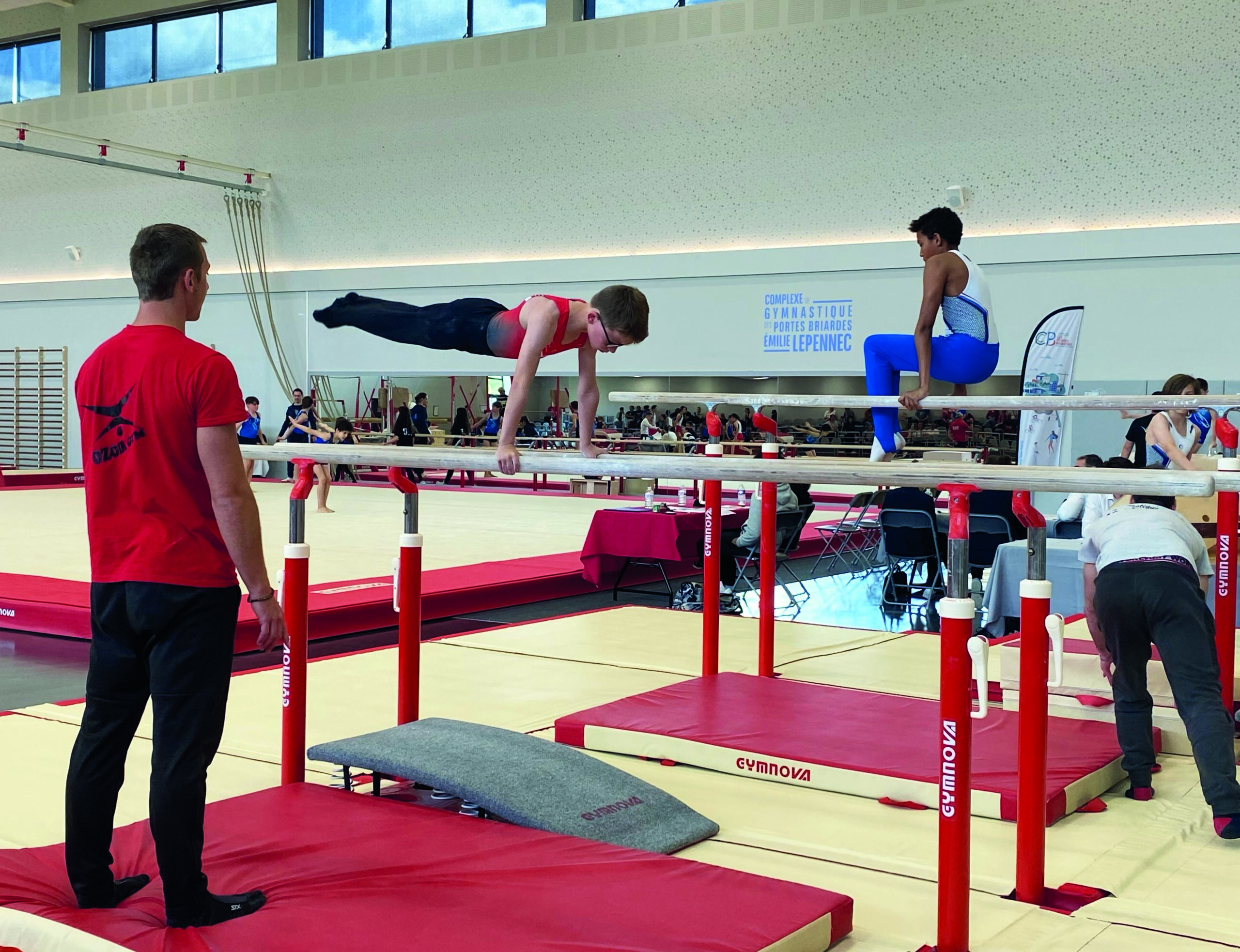 Gymnastique Artistique - Barres Parallèles Hommes